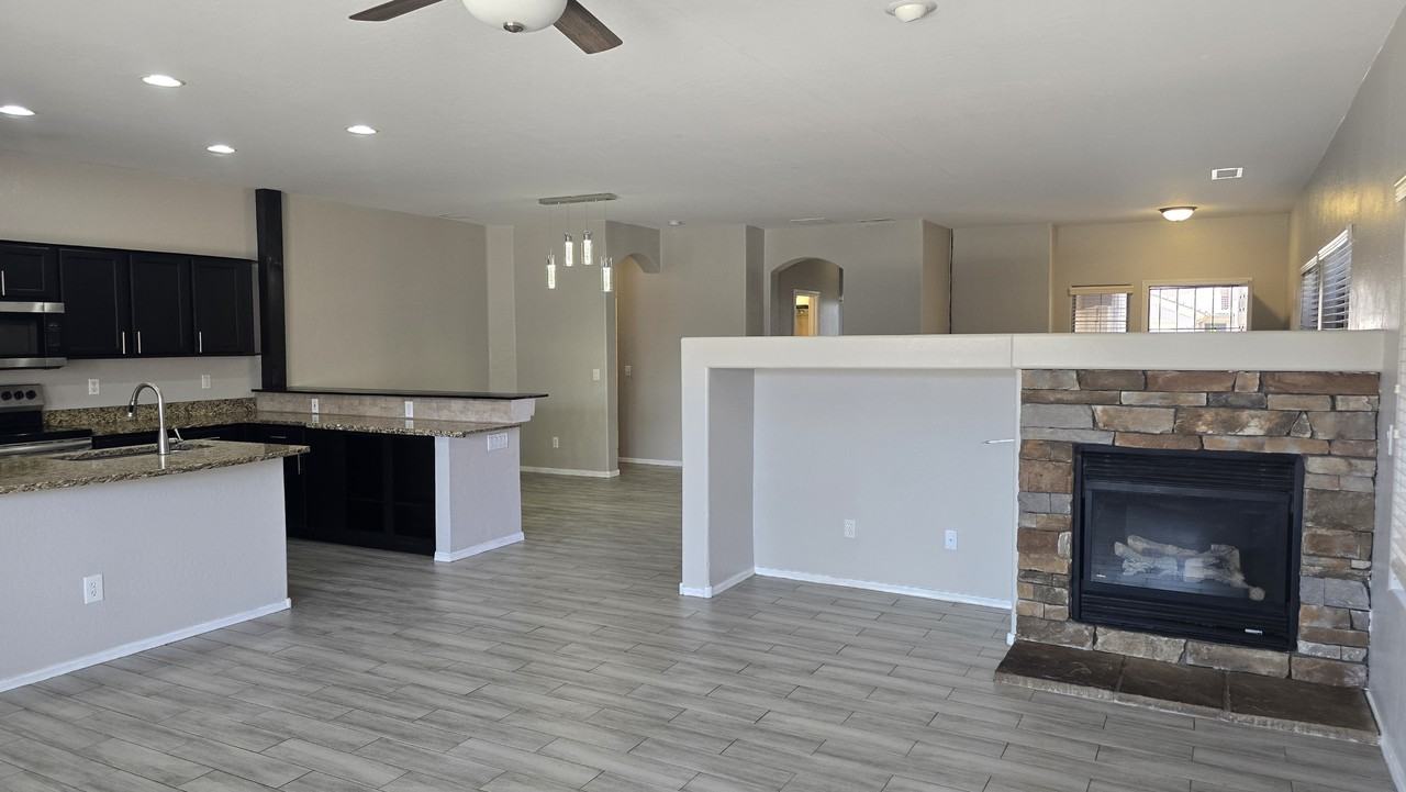 8619 W Mohave St #NA - Photo 7 of 22