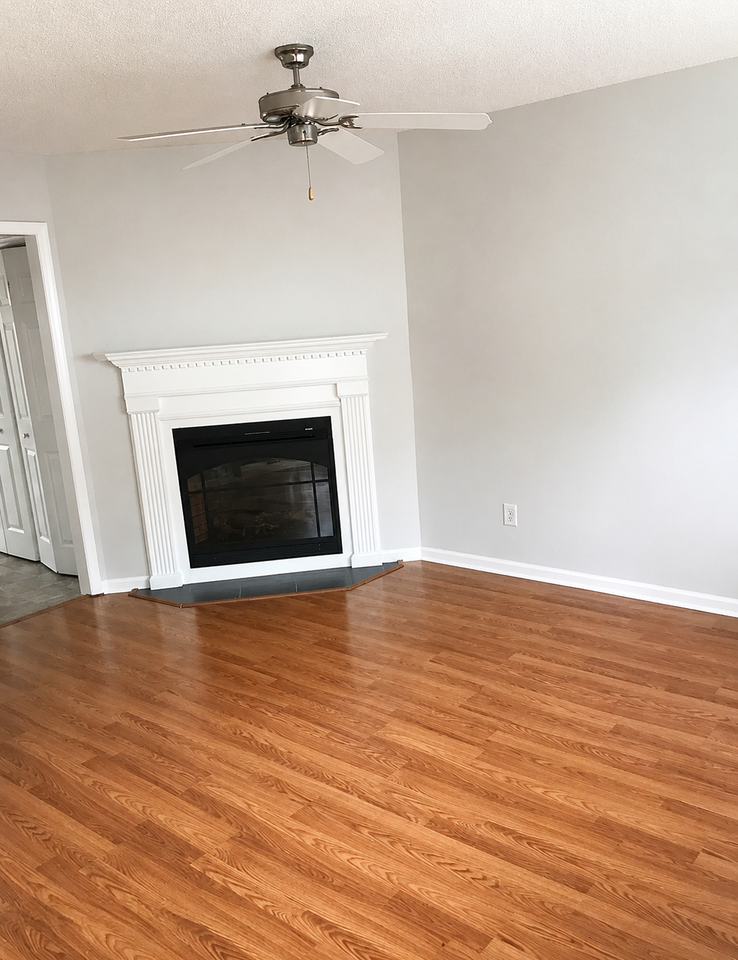 2128 Flagstone Ct #G9 - Photo 2 of 6