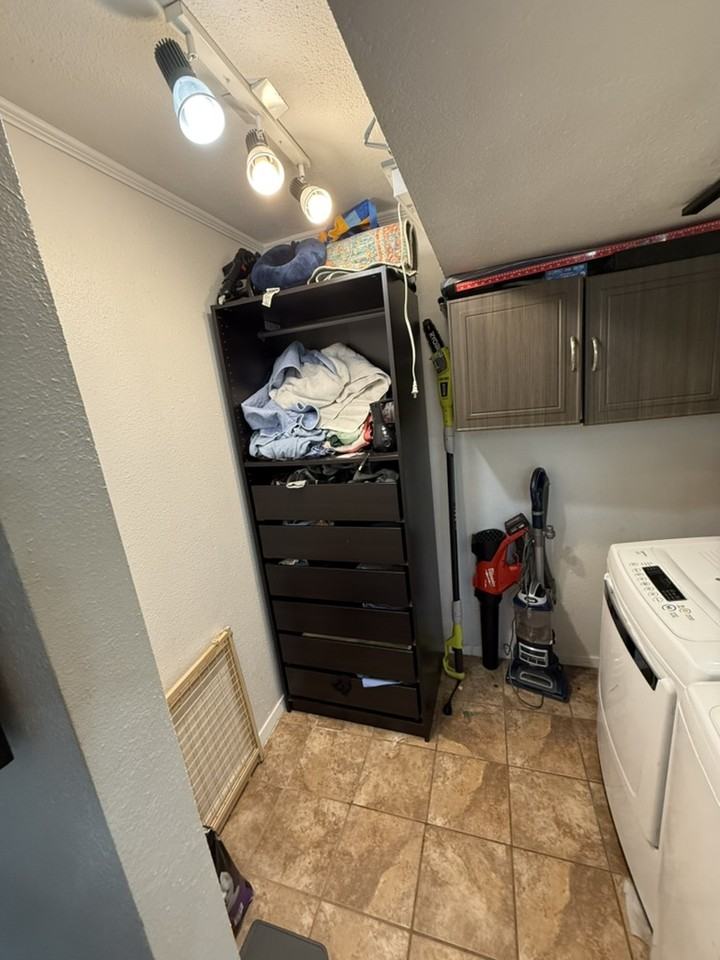 5042 N Hall St #NA - Photo 4 of 12
