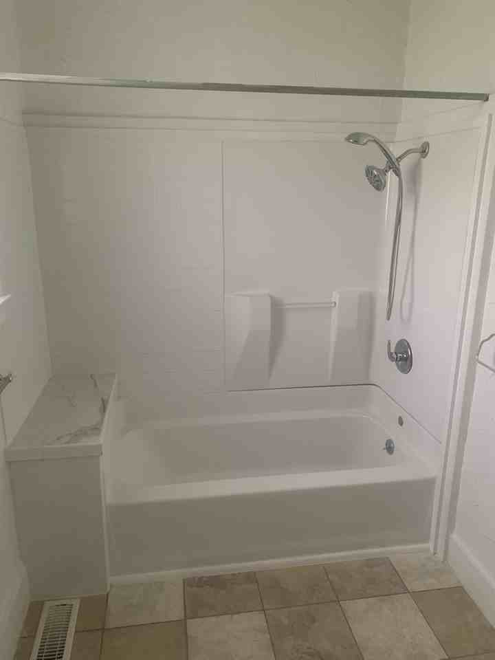 911 Putnam St #2