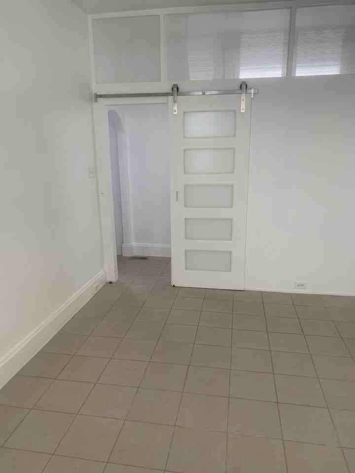 911 Putnam St #2 - Photo 6 of 19