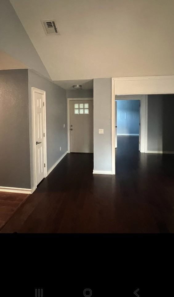 411 Sun Meadow Dr #NA - Photo 3 of 14
