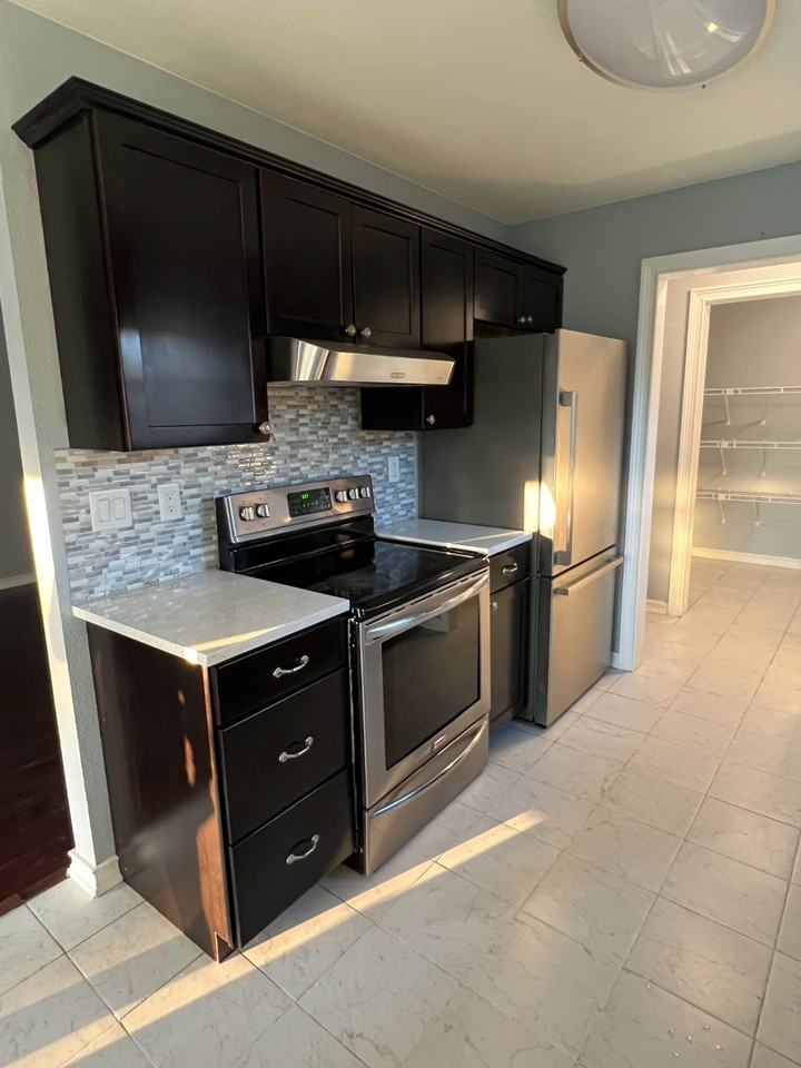 411 Sun Meadow Dr #NA - Photo 4 of 14
