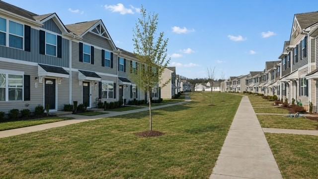 2935 Winterberry Dr #NA - Photo 2 of 19
