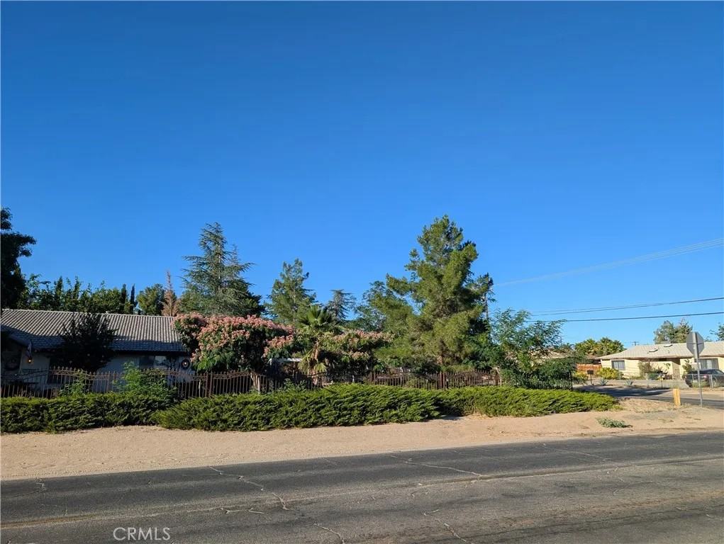 8323 Peach Ave #NA - Photo 6 of 22