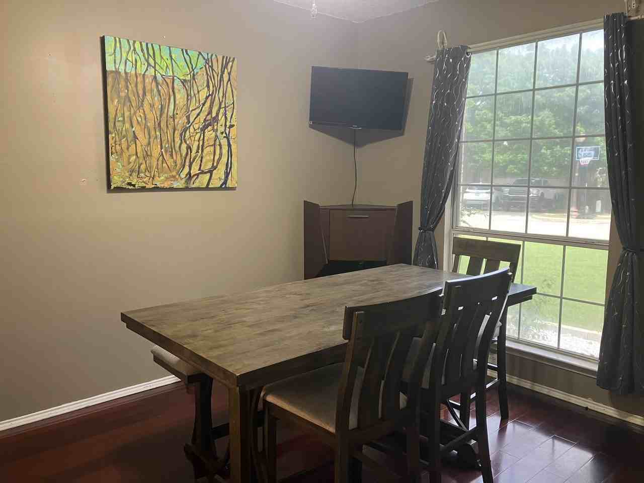 916 Lake Bluff Dr #NA - Photo 4 of 18