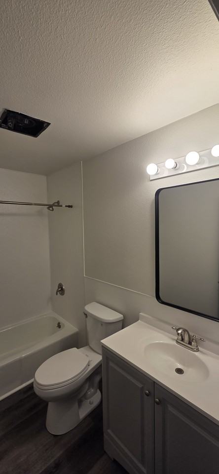 2731 Kellogg Ave #1 - Photo 6 of 9