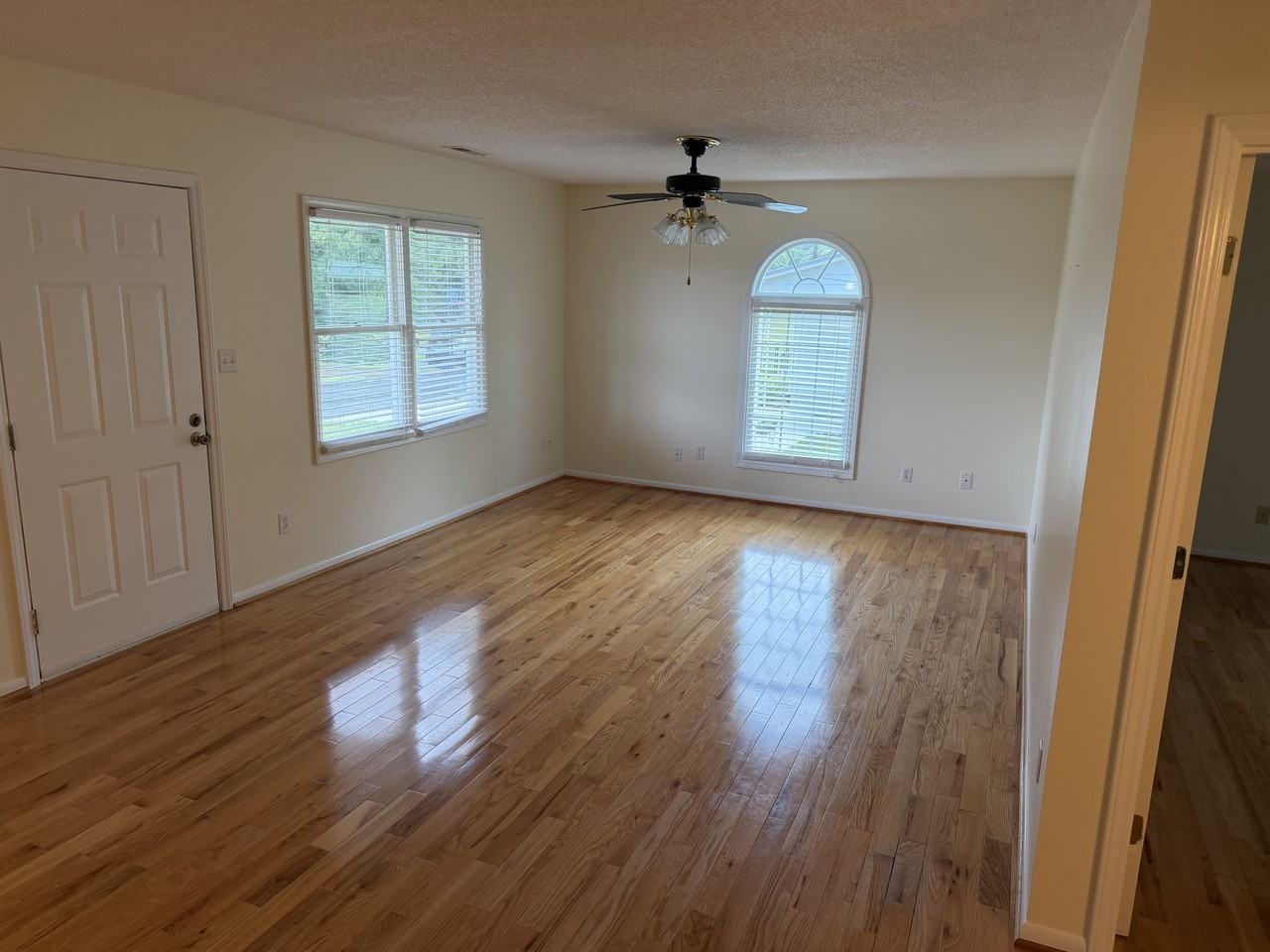 191 Shannon Park Cir #NA - Photo 4 of 8