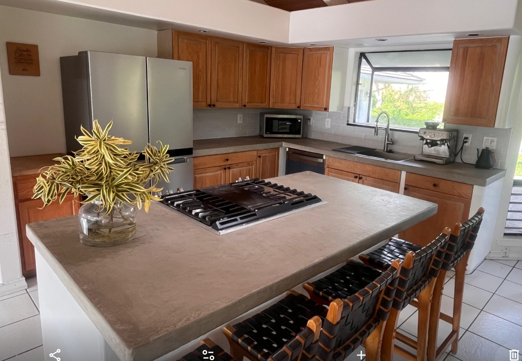 3975 Kalakaua Pl #NA - Photo 5 of 17