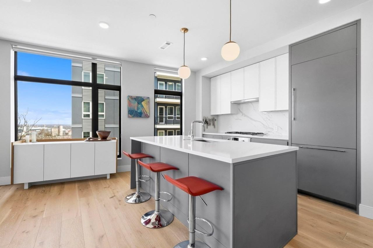 191 Washington St #525 - Photo 3 of 26