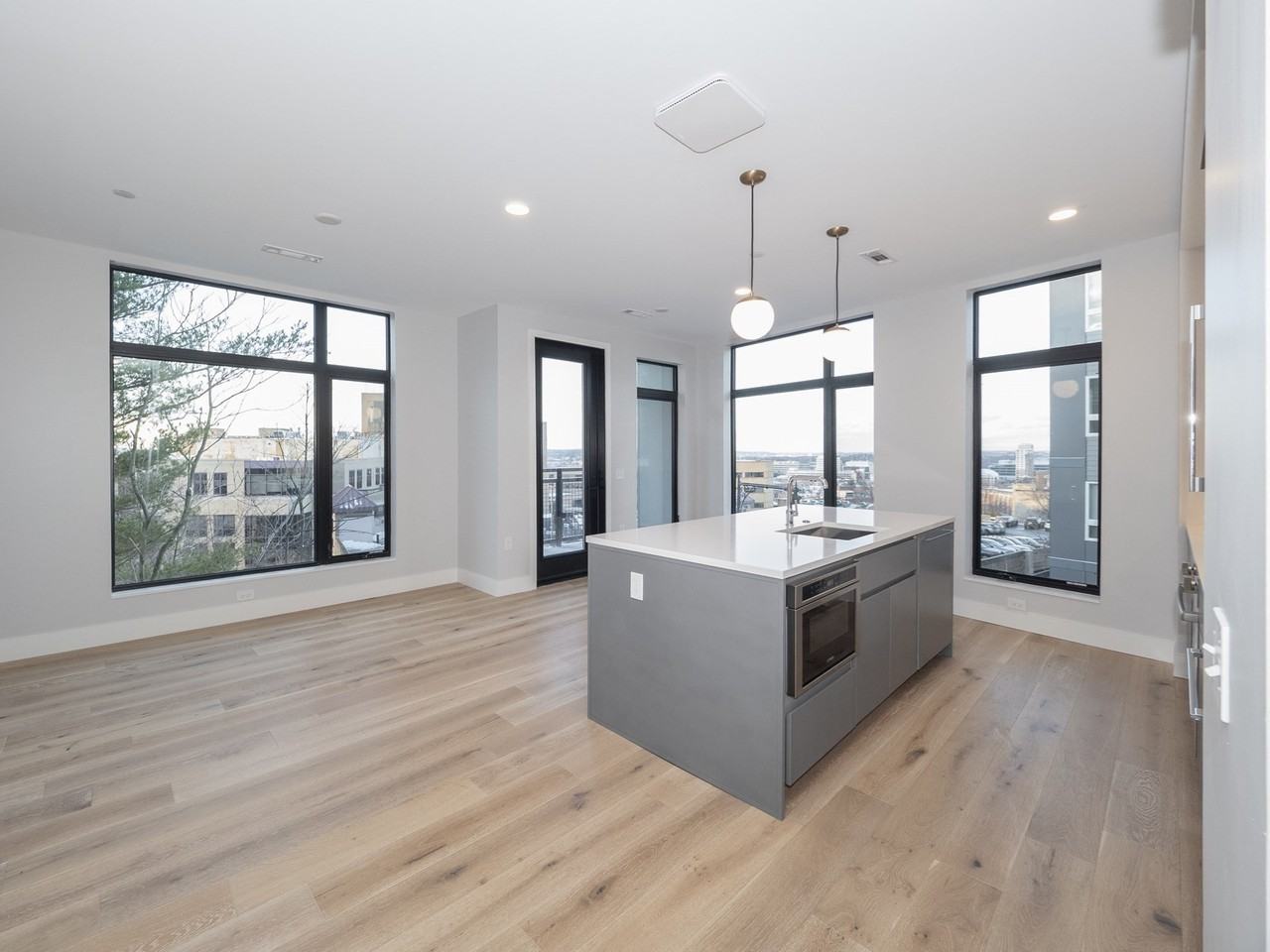 191 Washington St #525 - Photo 6 of 26