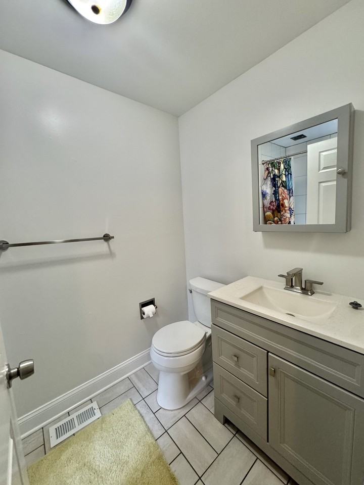 827 Washington Blvd #NA - Photo 4 of 16