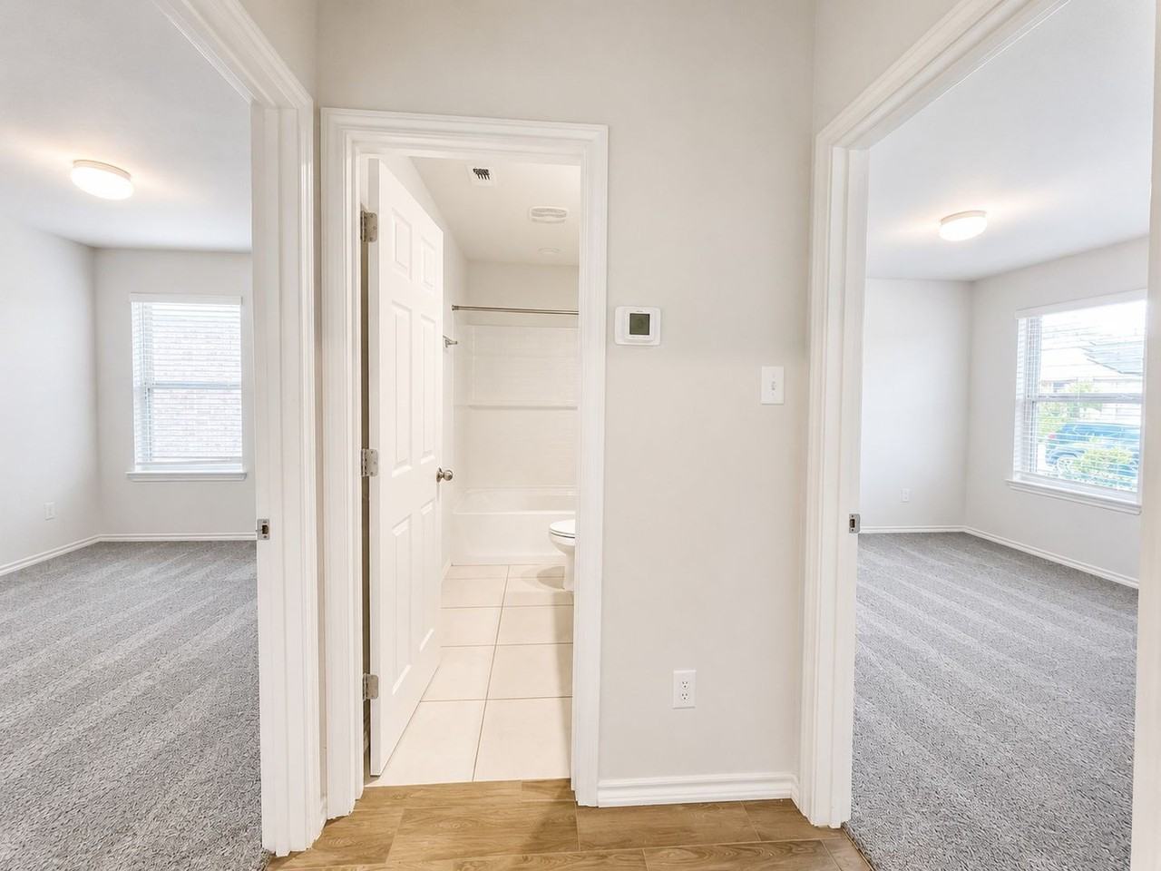 5817 Brookville Dr - Photo 4 of 28