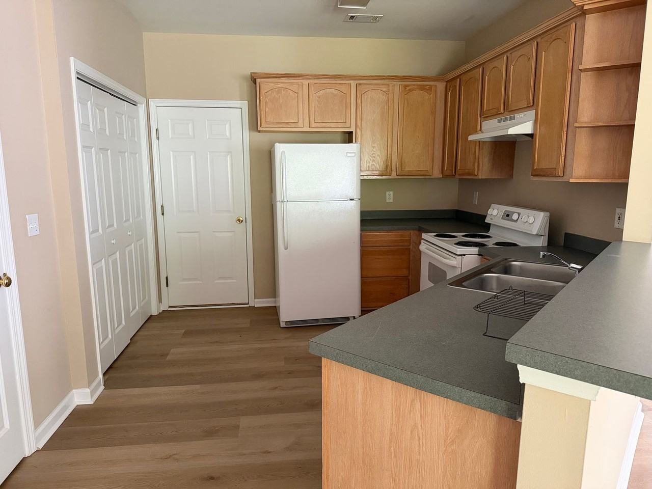 6A Covington Ln - Photo 6 of 21