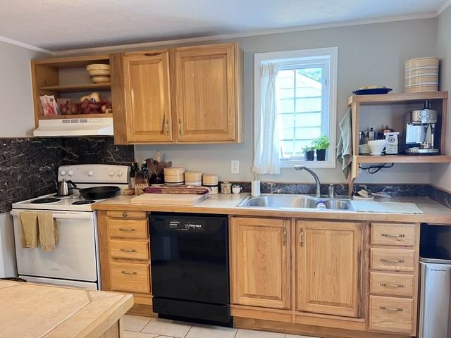 77 Longfellow Rd #NA - Photo 3 of 23