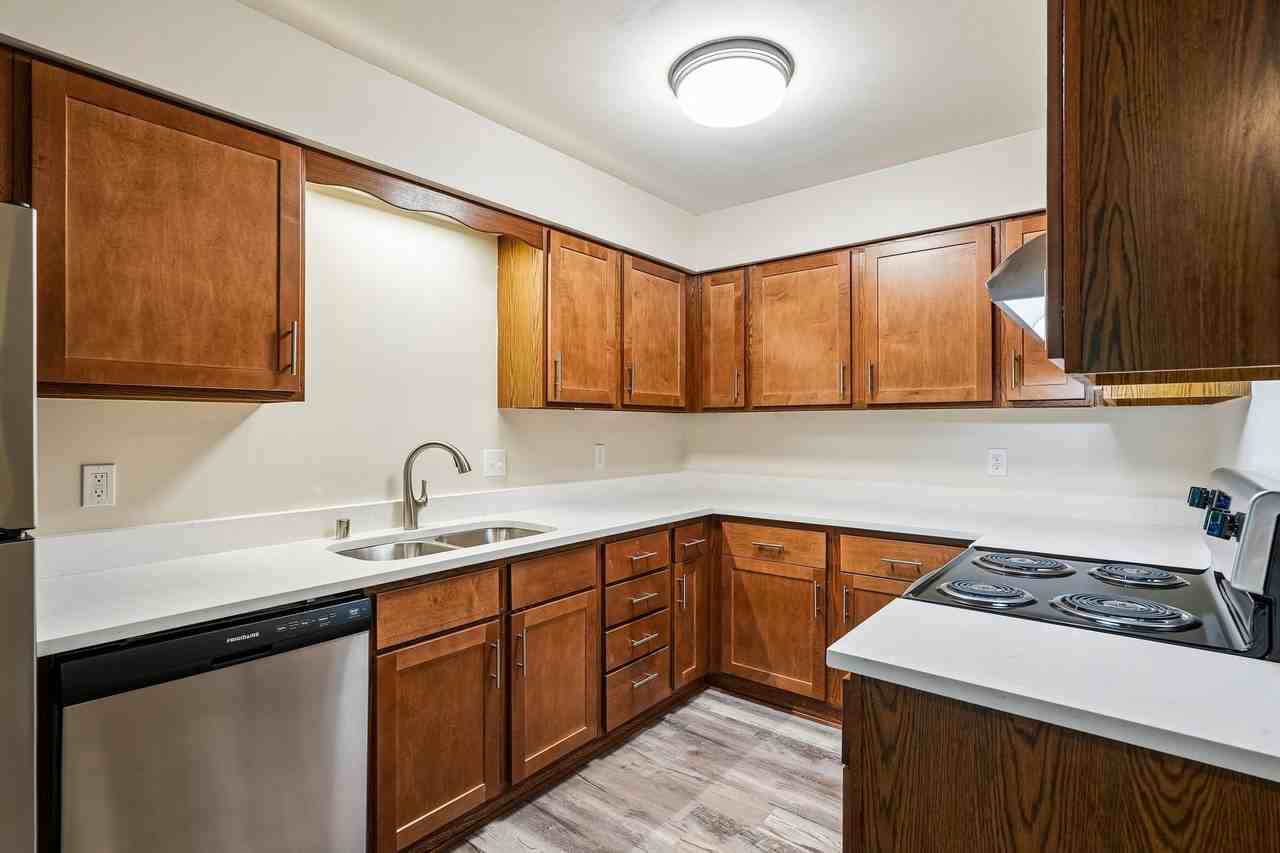 Eagle Woods Apartments - Photo 3 of 3