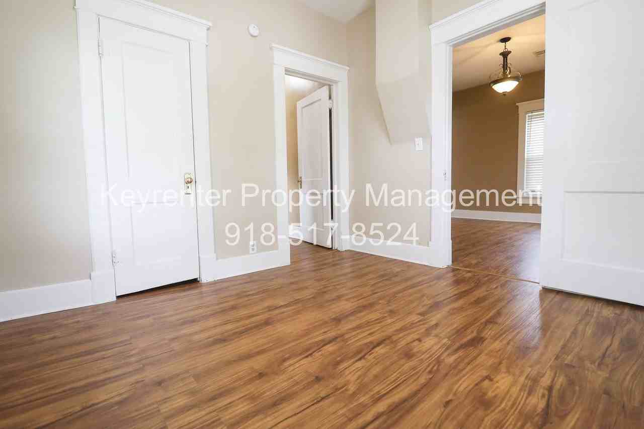 412 N Mckinley Ave - Photo 7 of 20