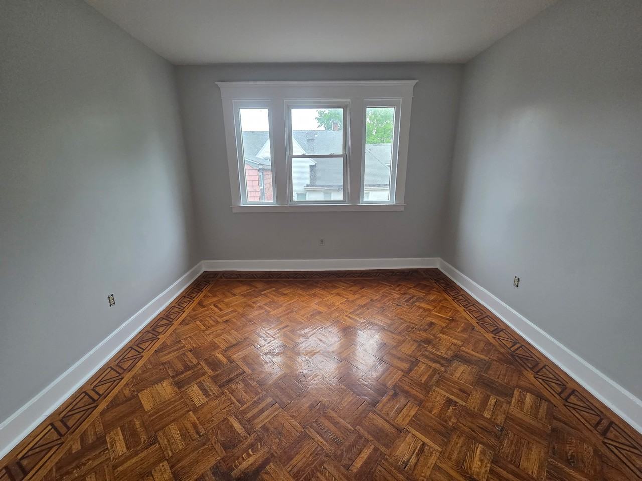 654 George St #3 - Photo 2 of 9