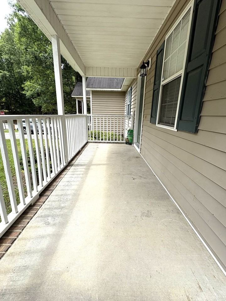 105 Lonesome Wind Way - Photo 2 of 14