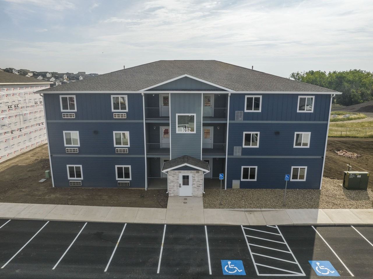 1150 Valley Dr #10