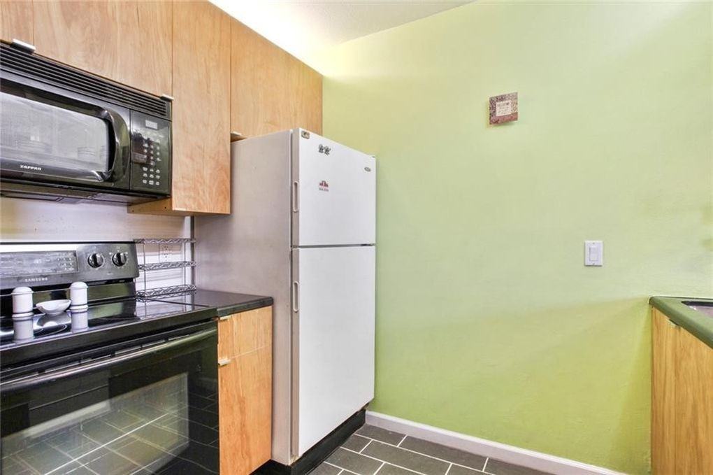 2513 Pasadena Ave #203 - Photo 6 of 12
