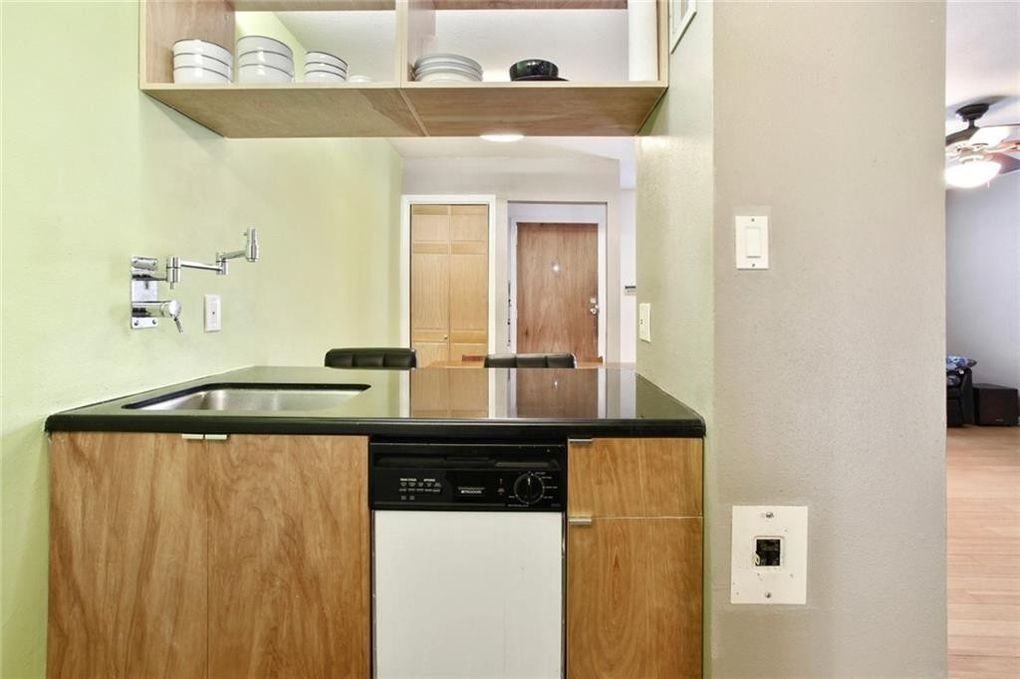 2513 Pasadena Ave #203 - Photo 7 of 12