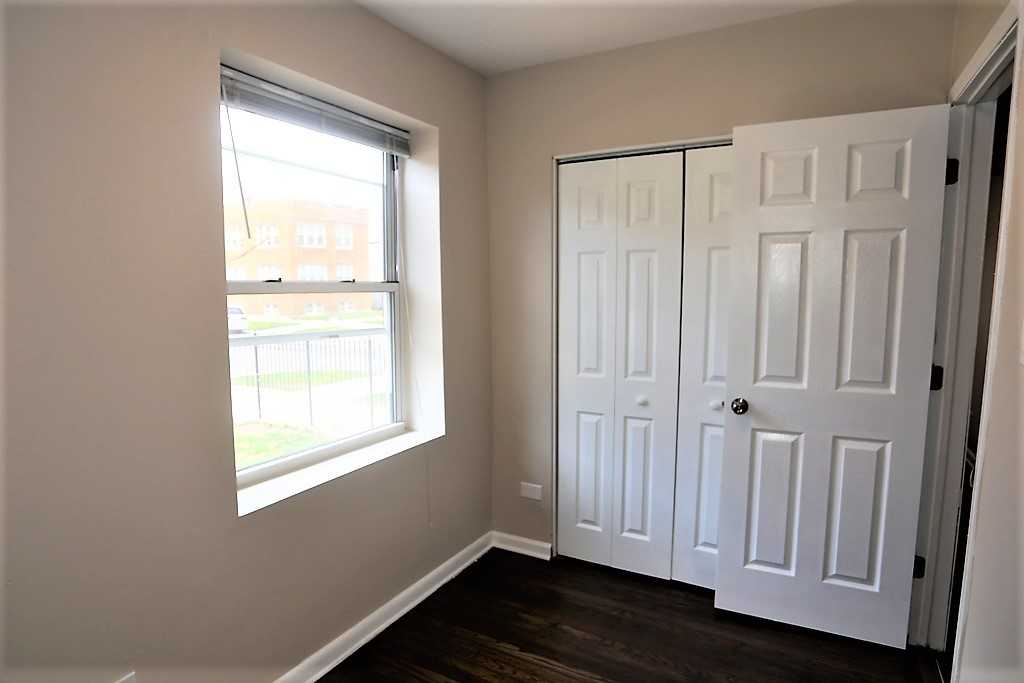 3517 3517 21 W. Grace St. #3517-1W - Photo 6 of 17
