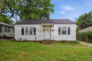 featured image of 3912 E Admiral Ct