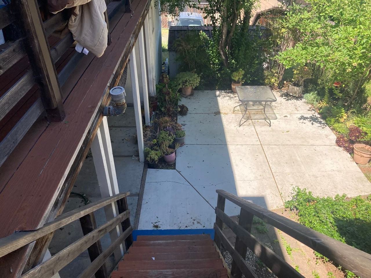 615 E I St - Photo 3 of 29