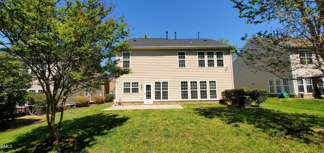 410 Euphoria Cir - Photo 2 of 19