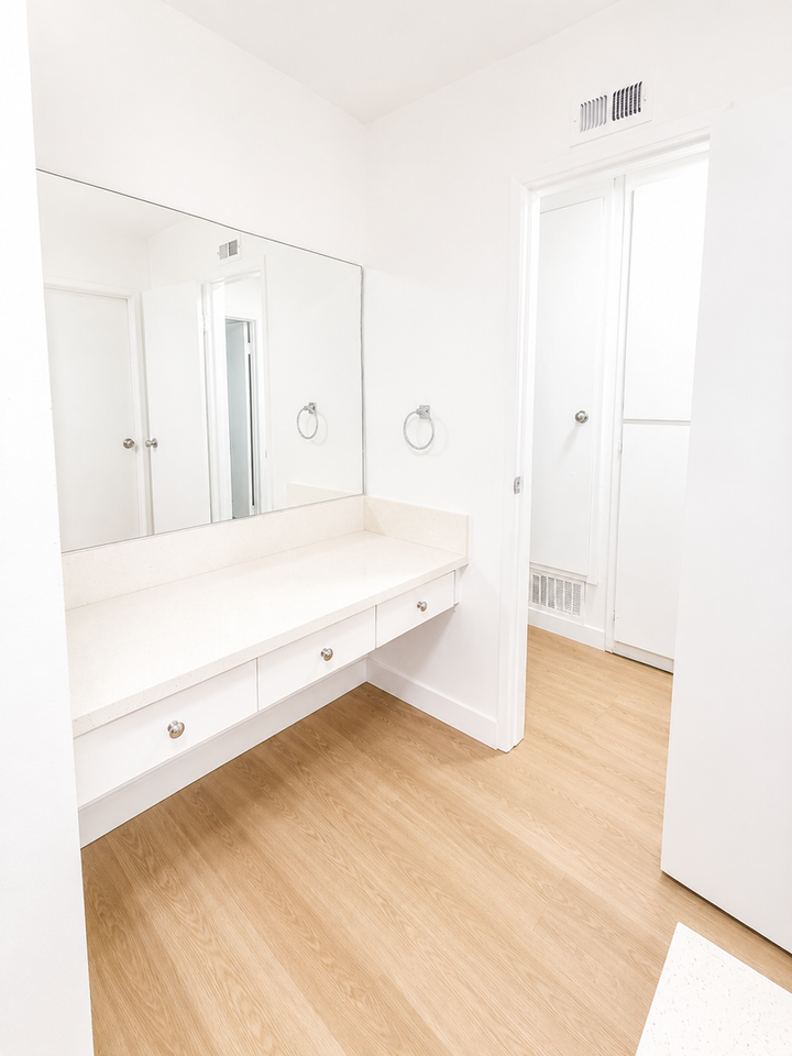 The Heritage Apartments - Photo 6 of 8