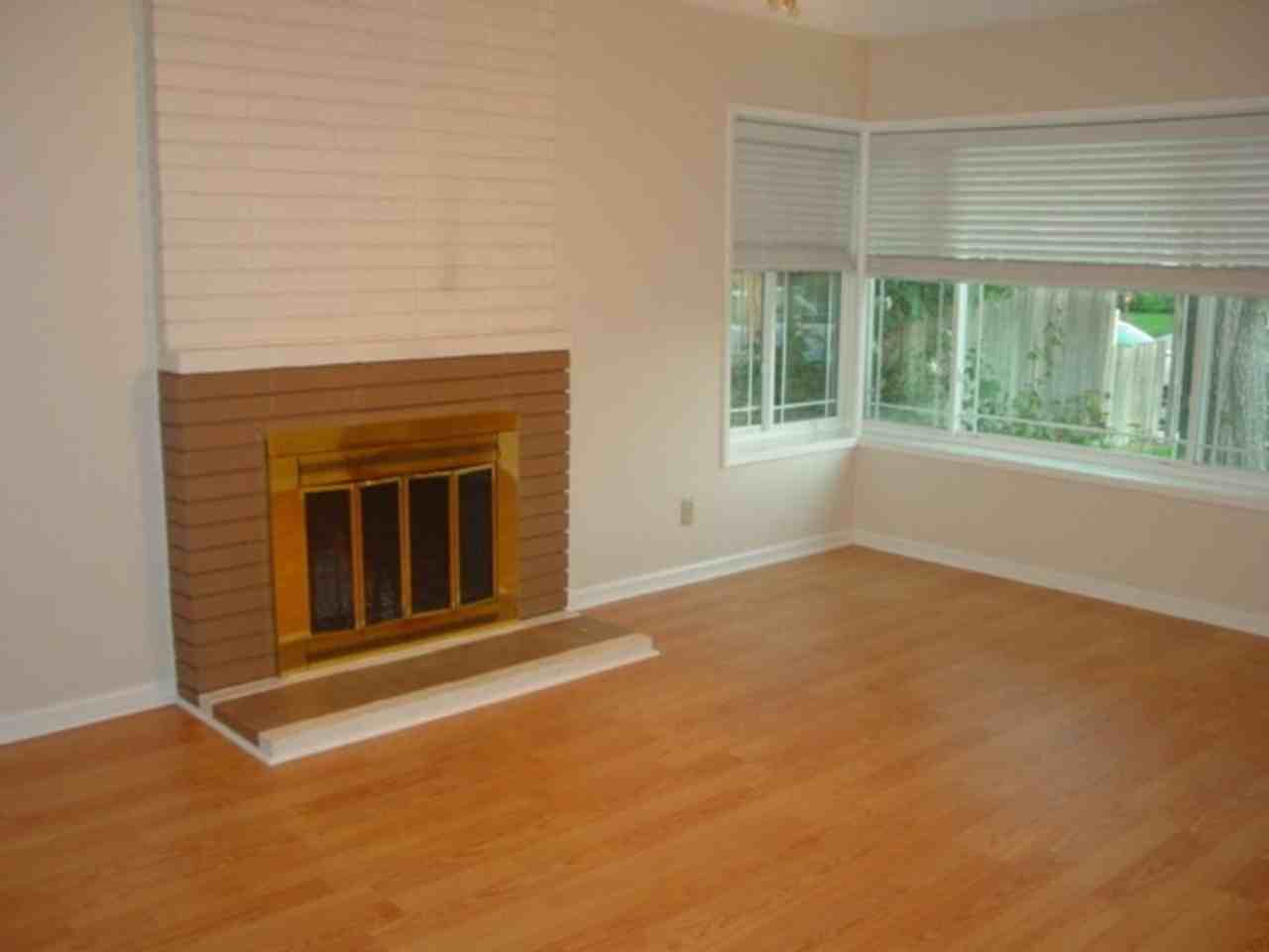 9952 Vanguard Dr - Photo 2 of 9