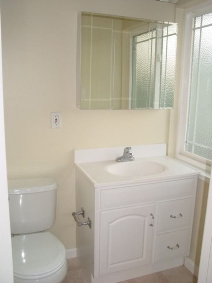 9952 Vanguard Dr - Photo 7 of 9