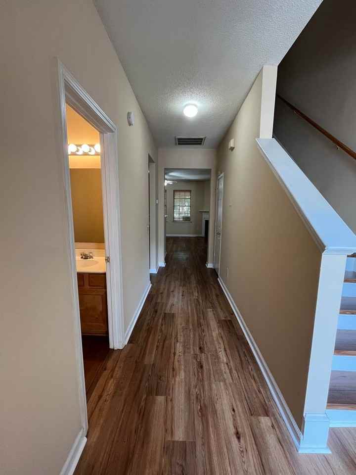 285 Brookshire Rd - Photo 4 of 14