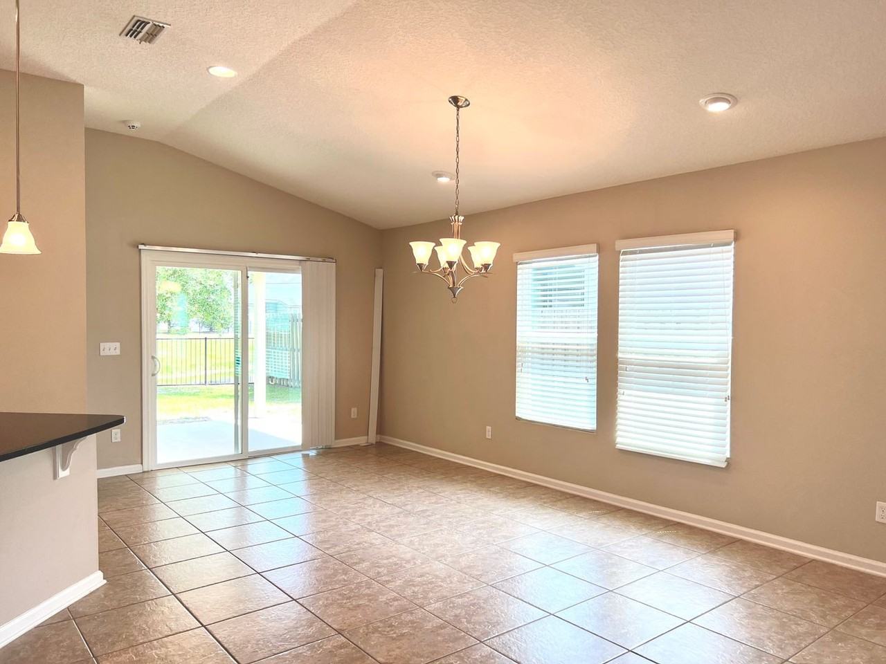 1009 Mayfair Creek Ct - Photo 2 of 20