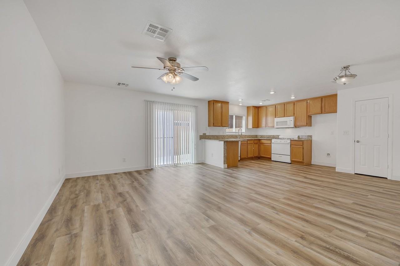 8305 Time Machine Ave - Photo 2 of 19