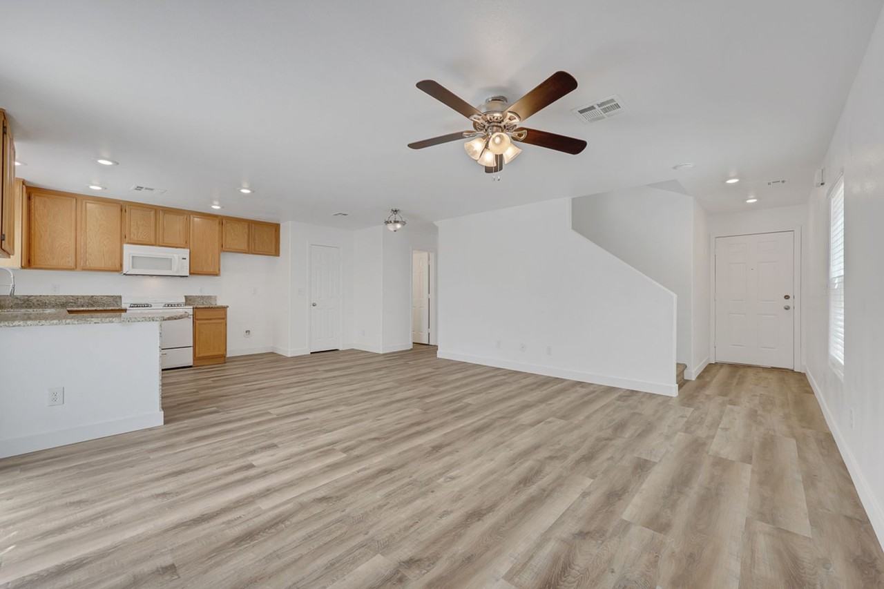 8305 Time Machine Ave - Photo 3 of 19
