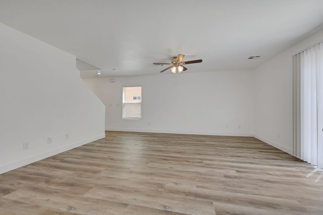 8305 Time Machine Ave - Photo 4 of 19