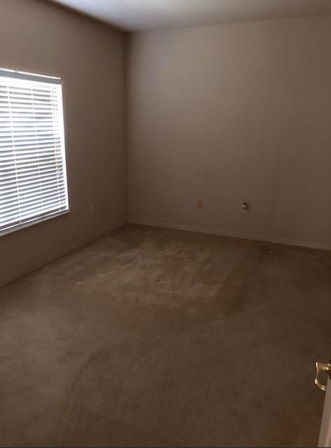 4633 1st Ave E - Photo 2 of 11