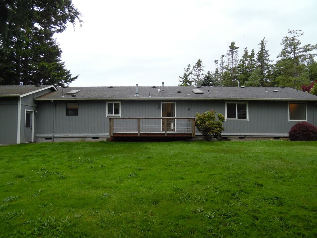 4113 Kingsway - Photo 3 of 28