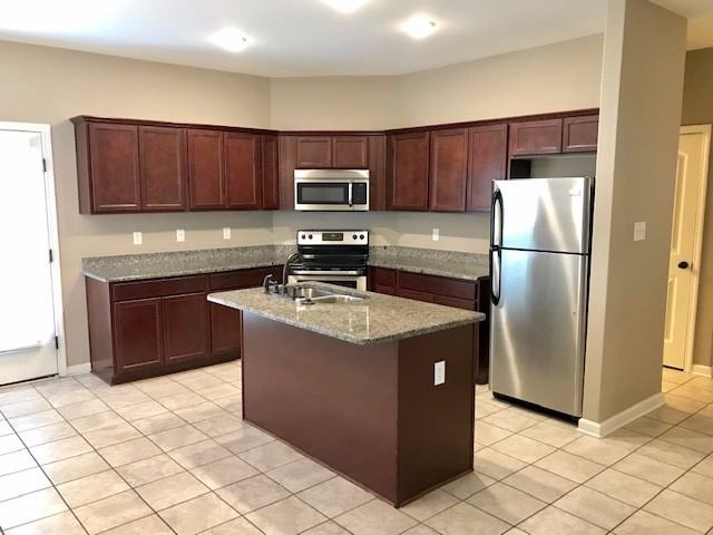 82 Clear Springs Dr - Photo 4 of 12