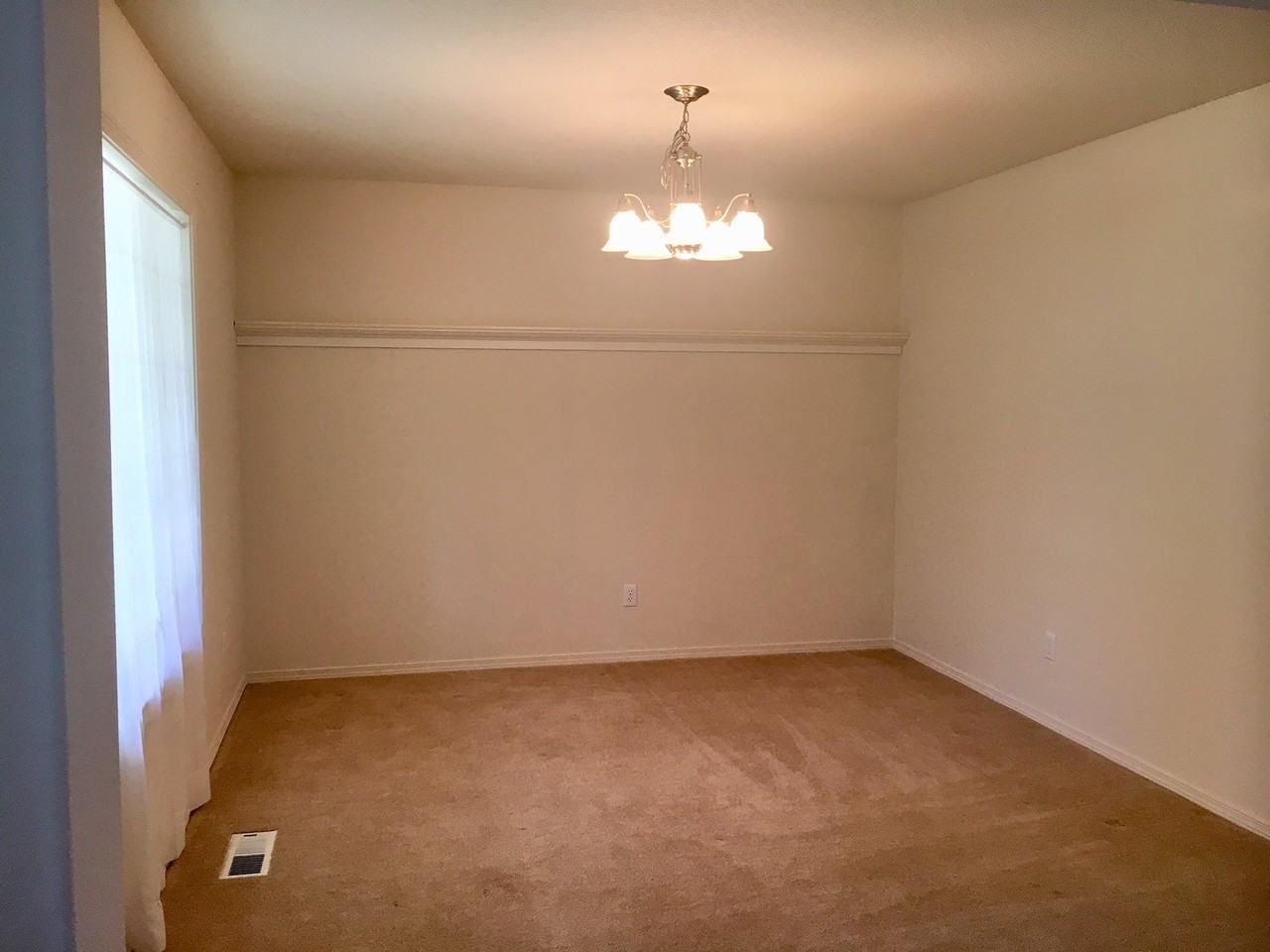 810 Nw 18th Ave - Photo 2 of 28