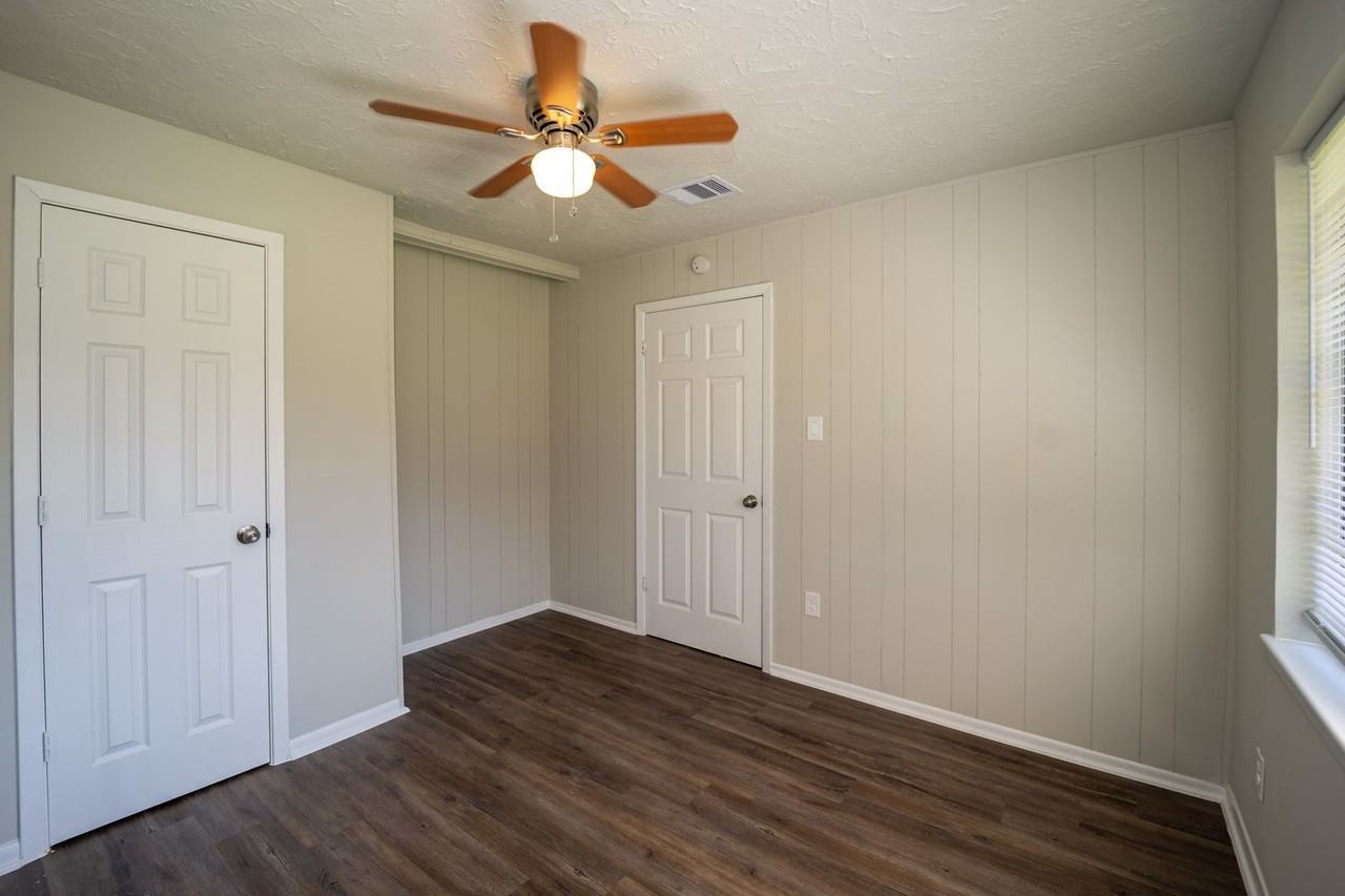 5771 Mel Sha Ln - Photo 7 of 16