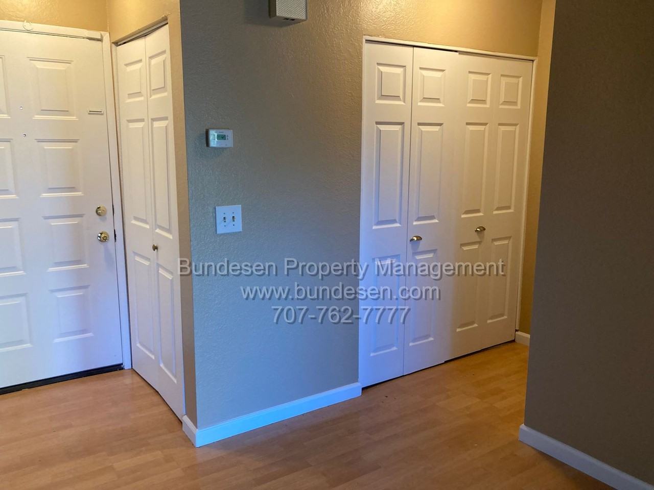 465 Enterprise Dr - Photo 3 of 21