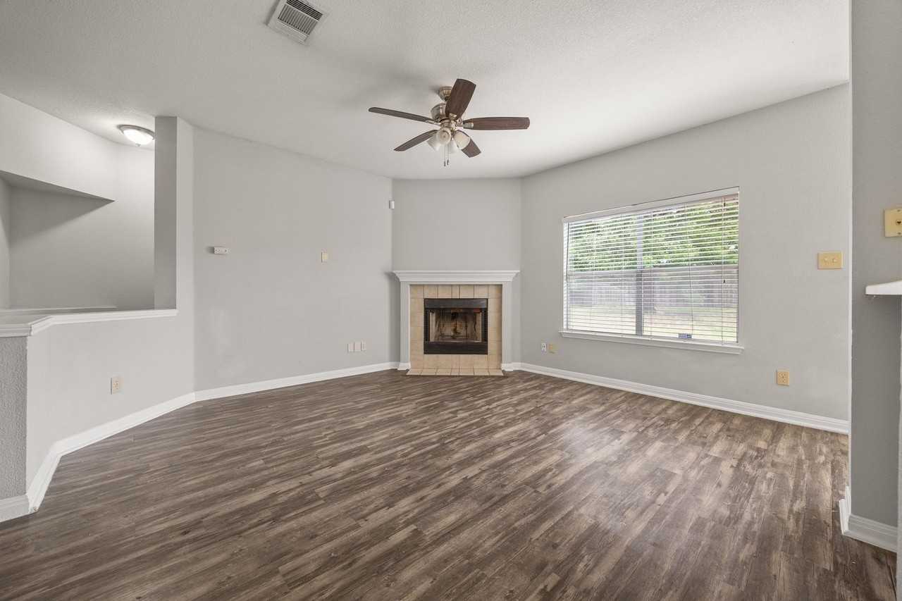 2021 Monica Ln - Photo 3 of 16