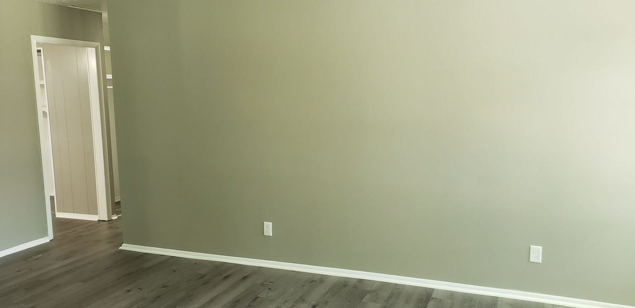 1501 W Boulevard - Photo 3 of 21