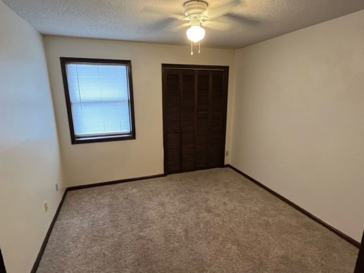 2714 Tyndall Dr - Photo 4 of 11