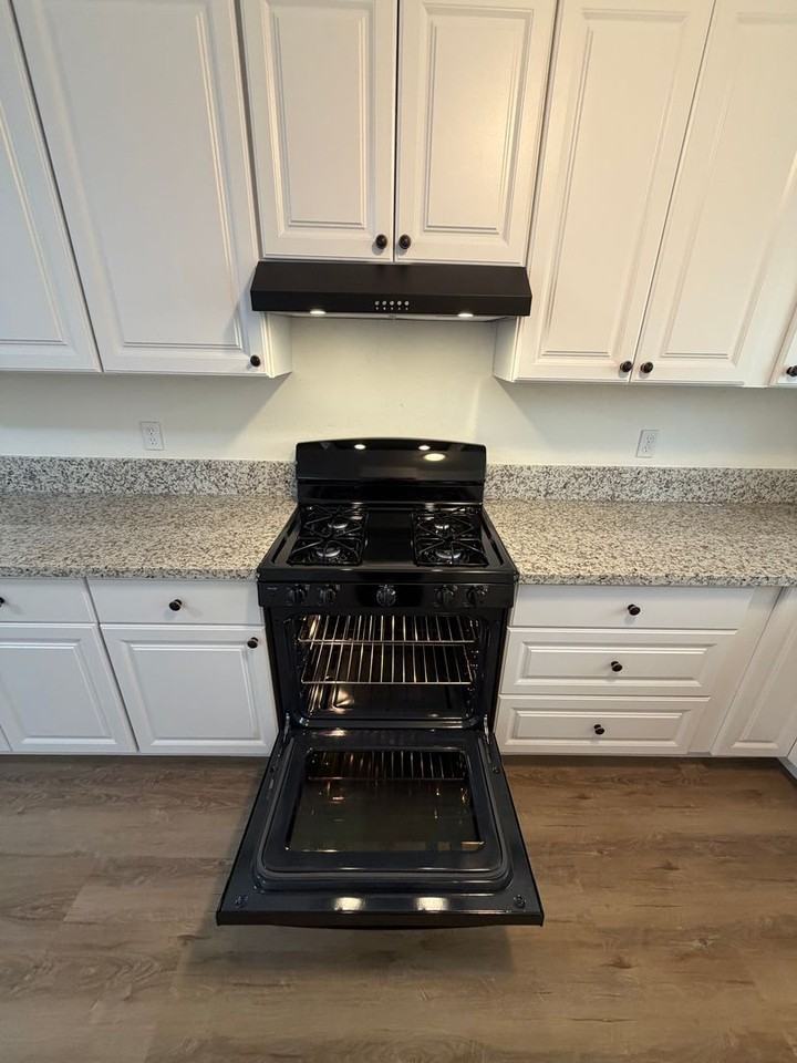 445 W San Gabriel Ave - Photo 2 of 16