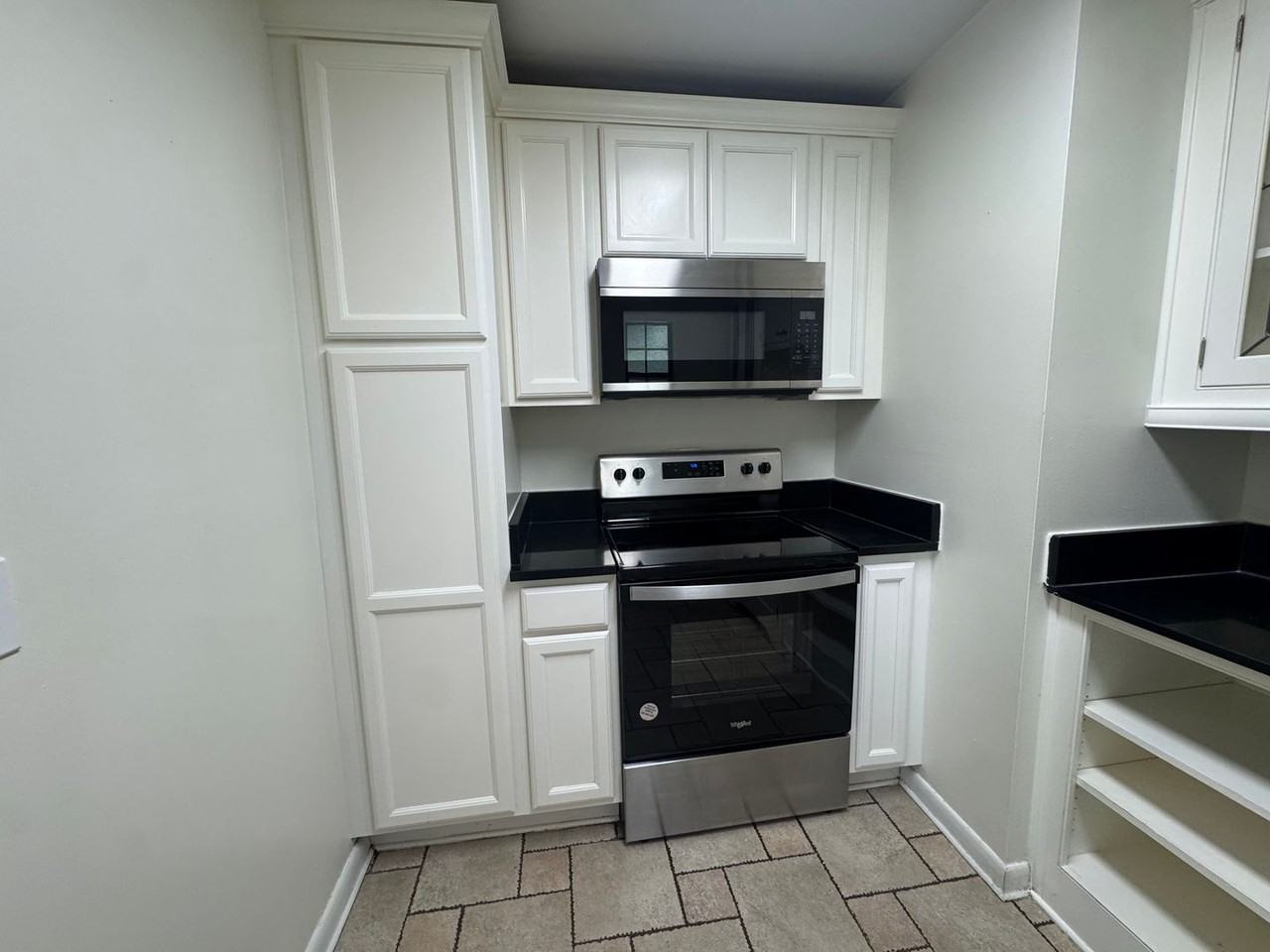1906 Sprinkle Dr - Photo 5 of 16
