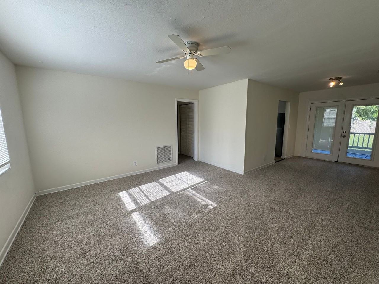1906 Sprinkle Dr - Photo 6 of 16
